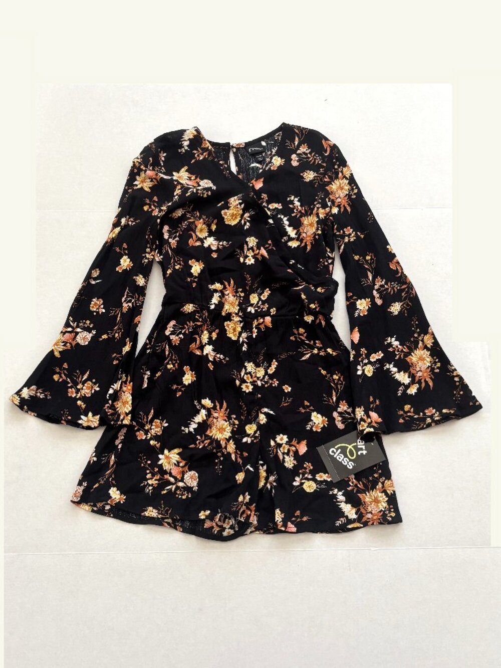 NWT Art Class Girls Black Floral Print Bell Sleeve Romper Size 6/6X